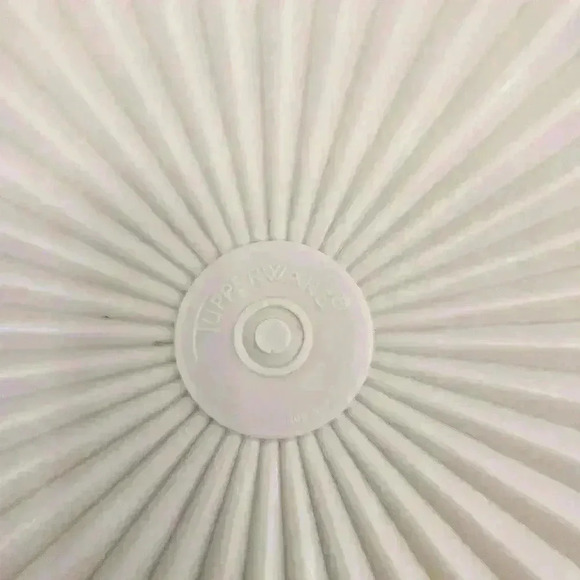 VINTAGE TUPPERWARE SERVALIER YELLOW COOKIE JAR CANISTER 807-1 - Picture 3 of 12